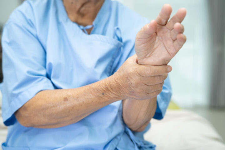 Ortopedia nell'anziano, gestire l'artrosi